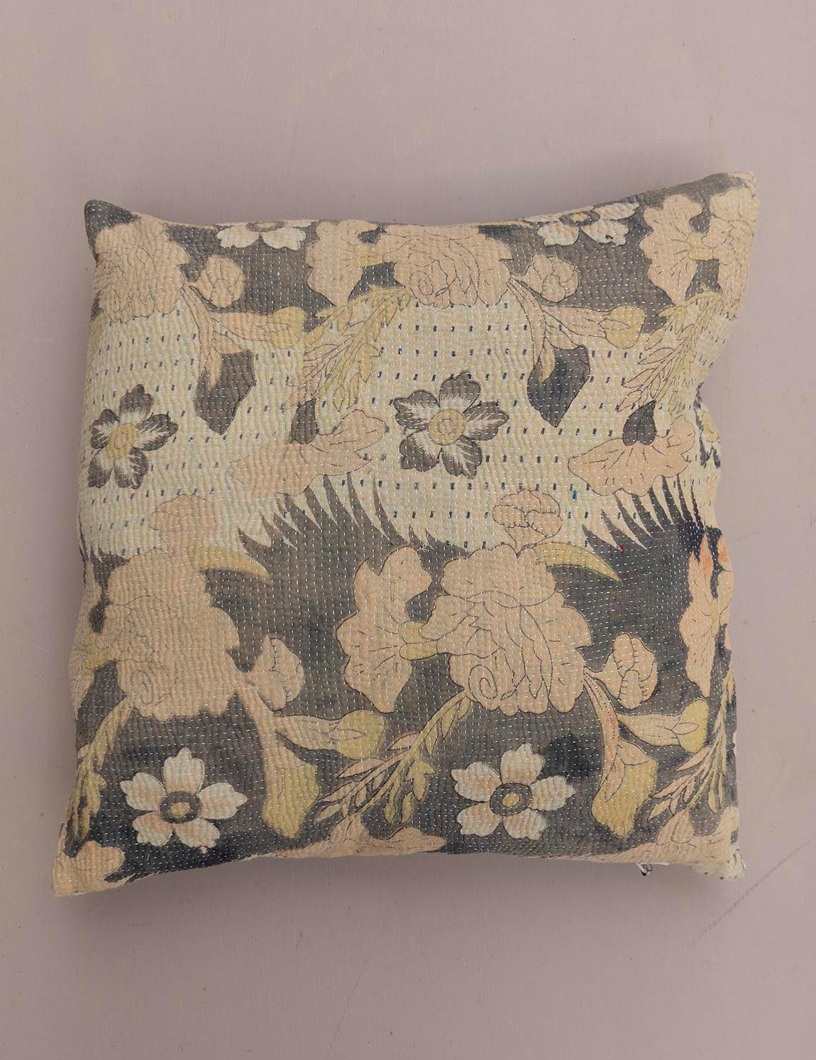 Indisk kantha pude M  - 804