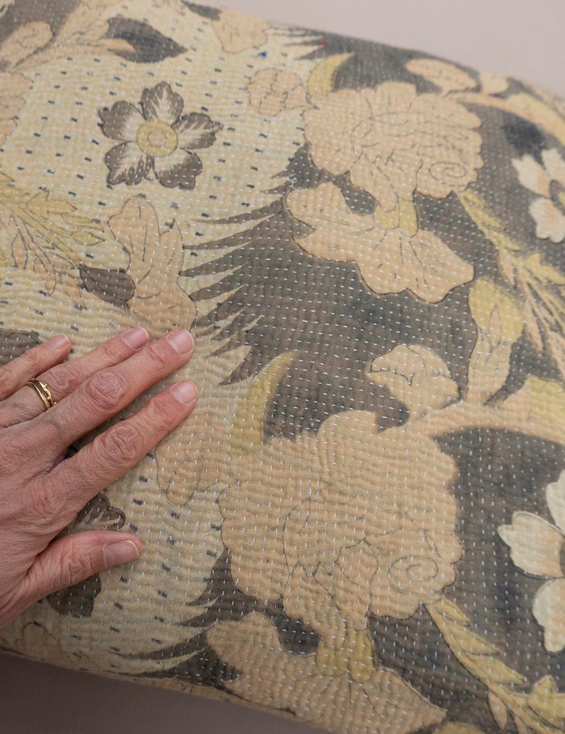 Indisk kantha pude M  - 804