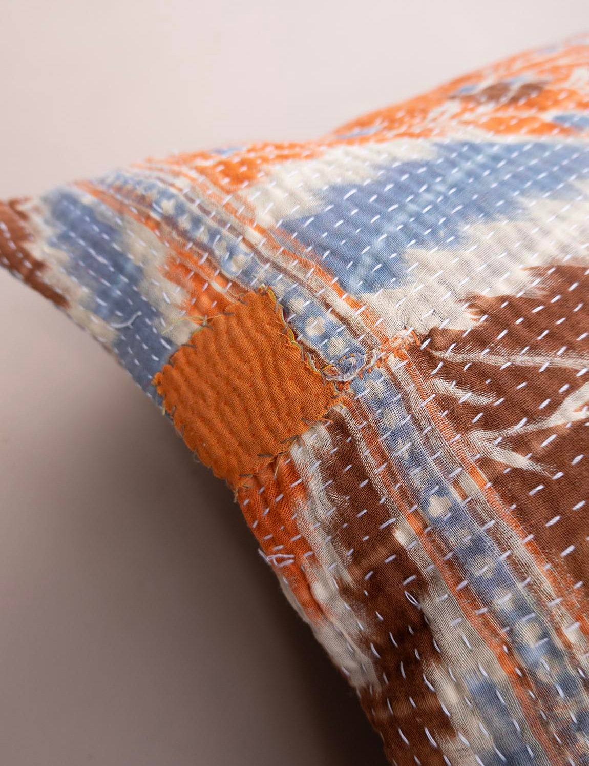 Indian kantha cushion S - 807