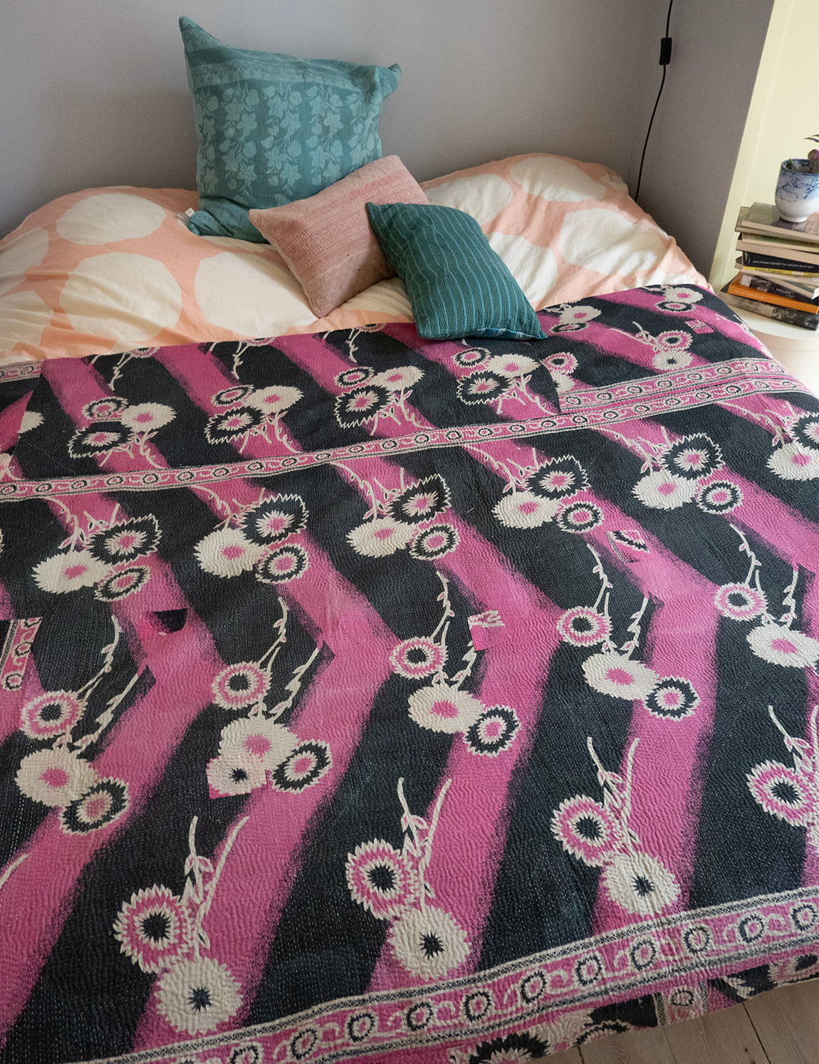 Indian kantha bedspread - 810