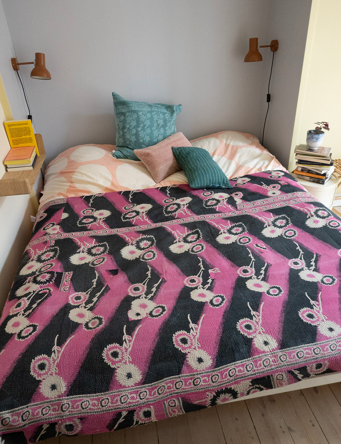 Indian kantha bedspread - 810