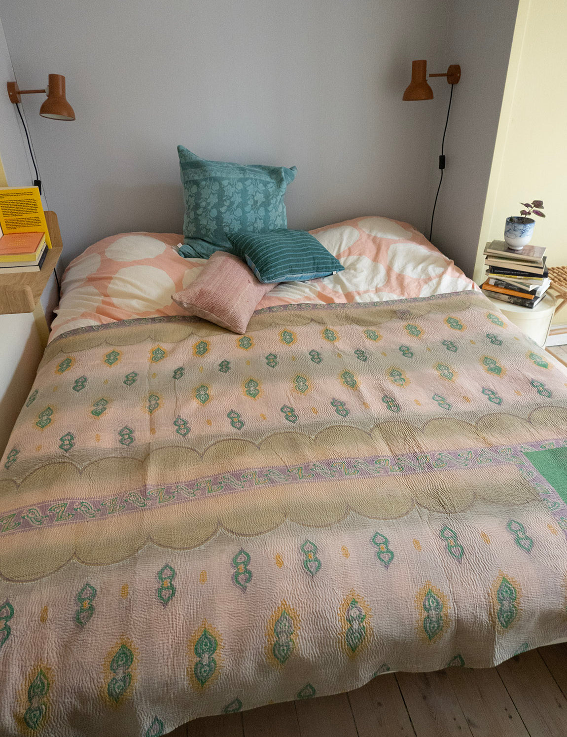 Indian kantha bedspread - 810