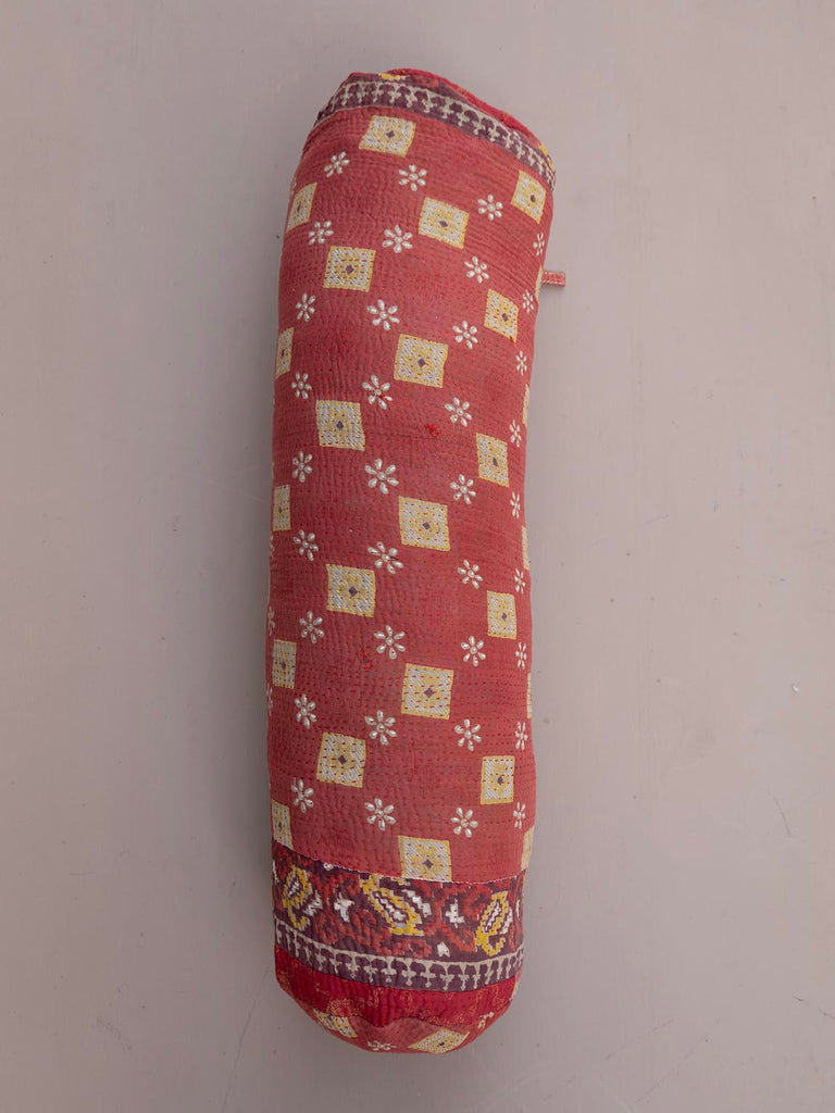Indisk kantha pude Cylinder - 816