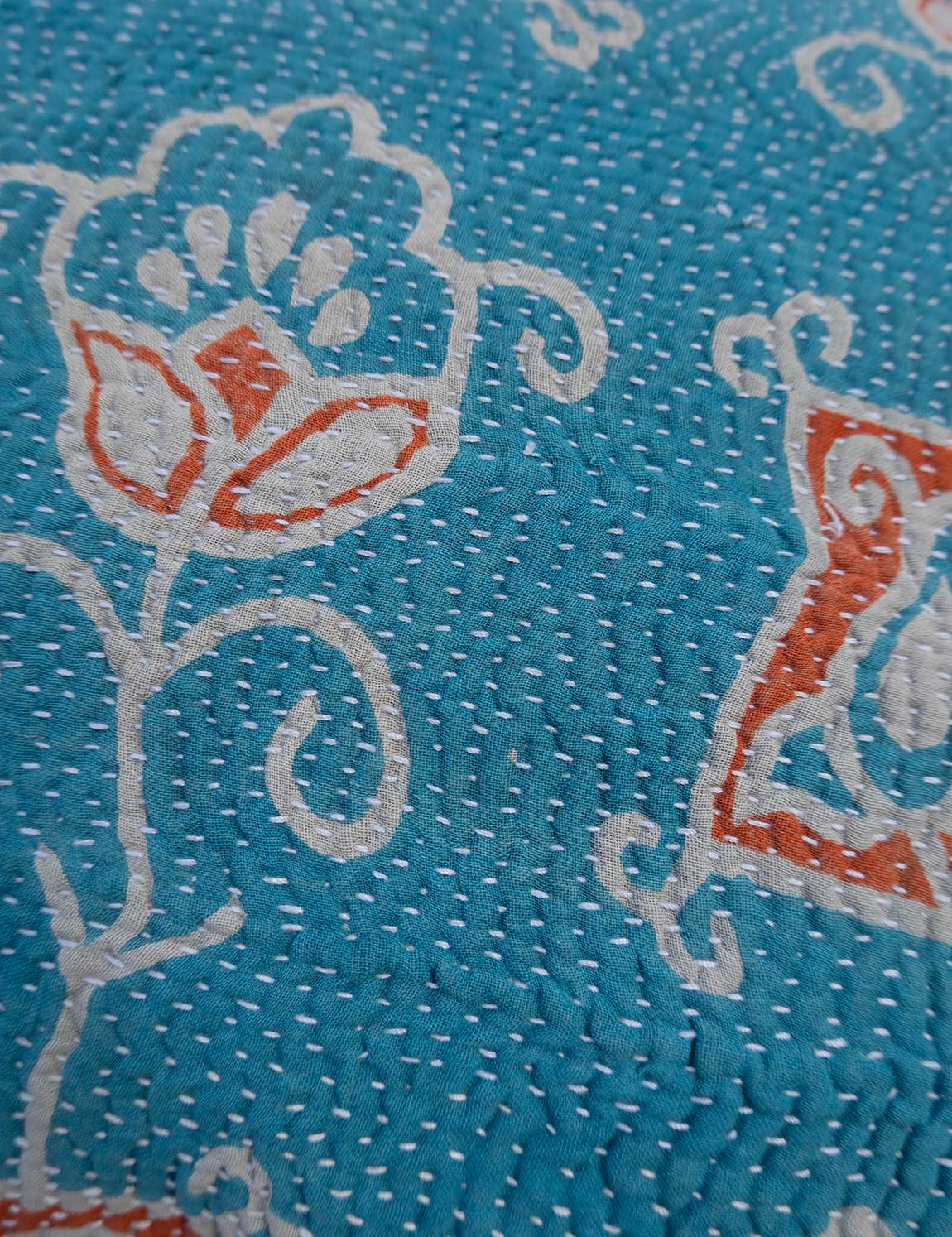 Indian kantha cushion XL - 819