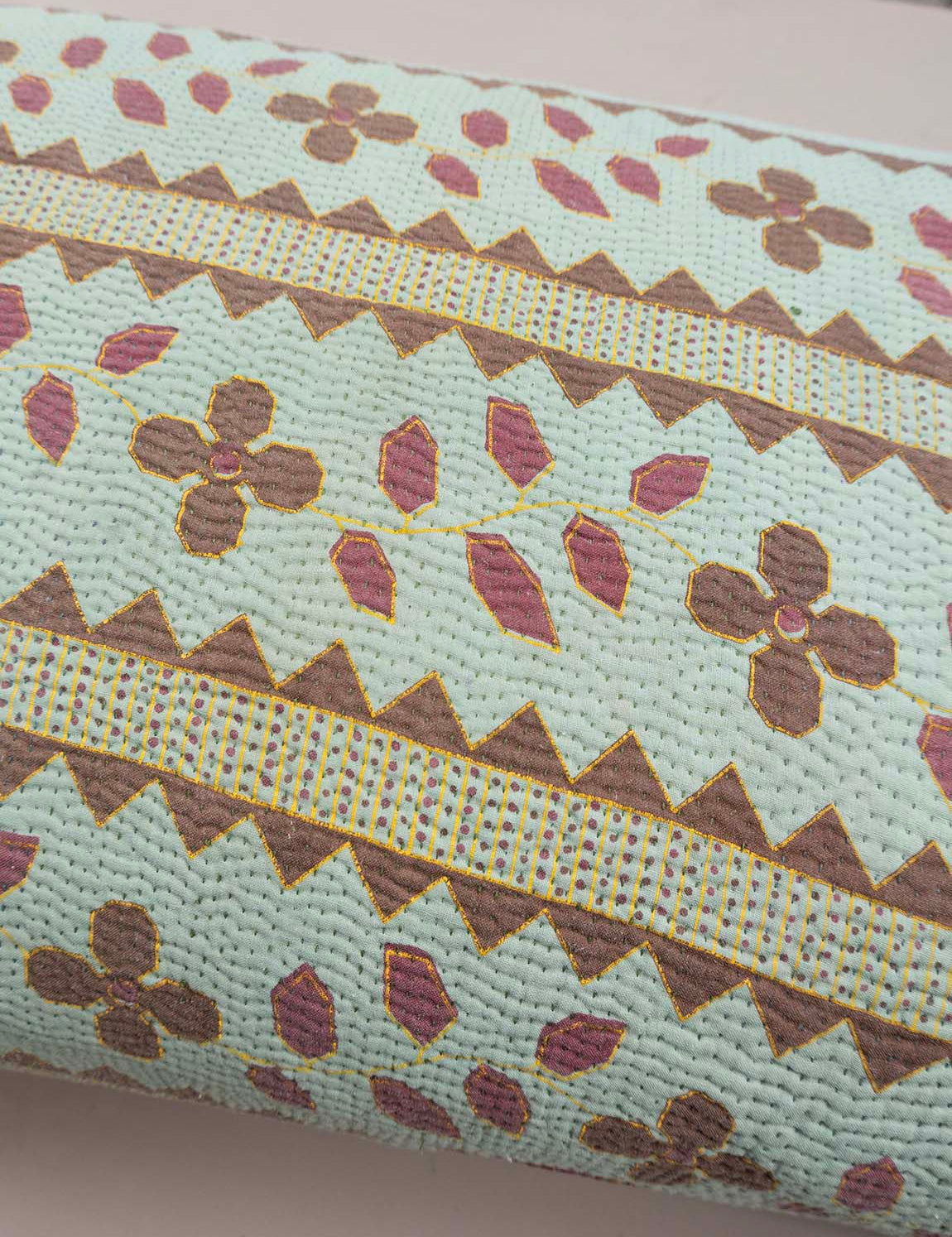 Indisk kantha pude XL - 824