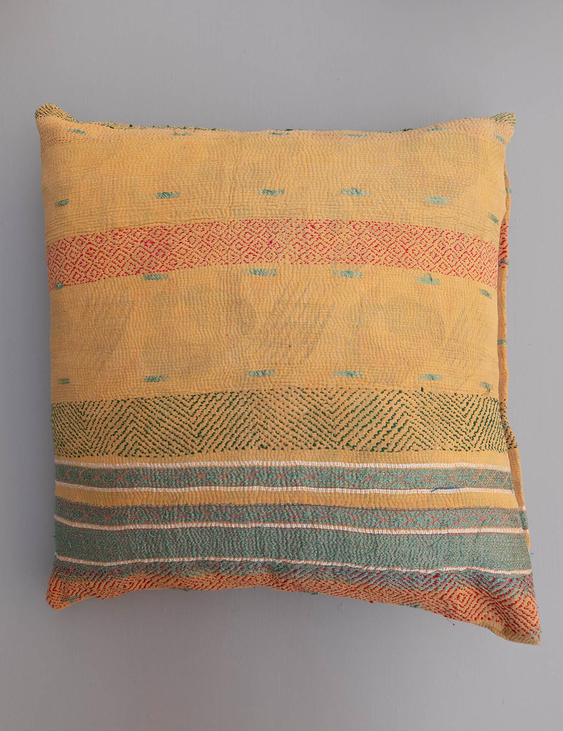 Indian kantha cushion L - 826