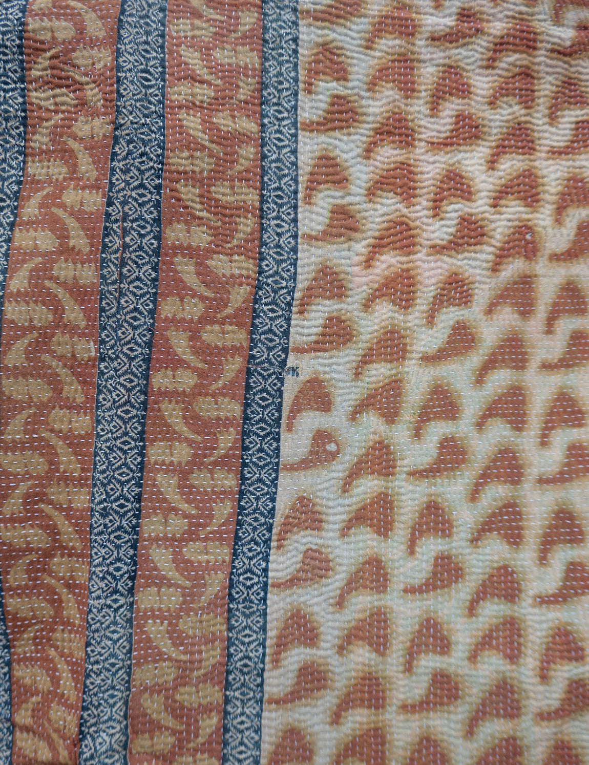 Indian kantha bedspread - 828