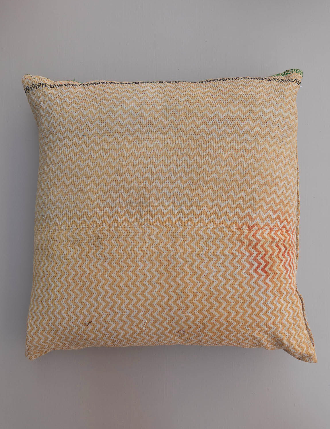 Indisk kantha pude L - 829