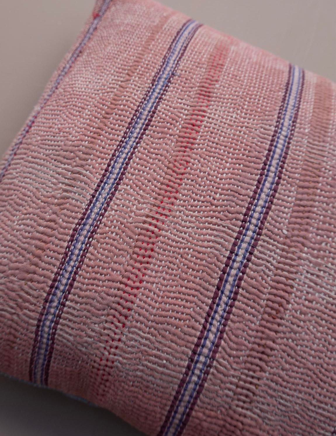 Indisk kantha pude S - 829