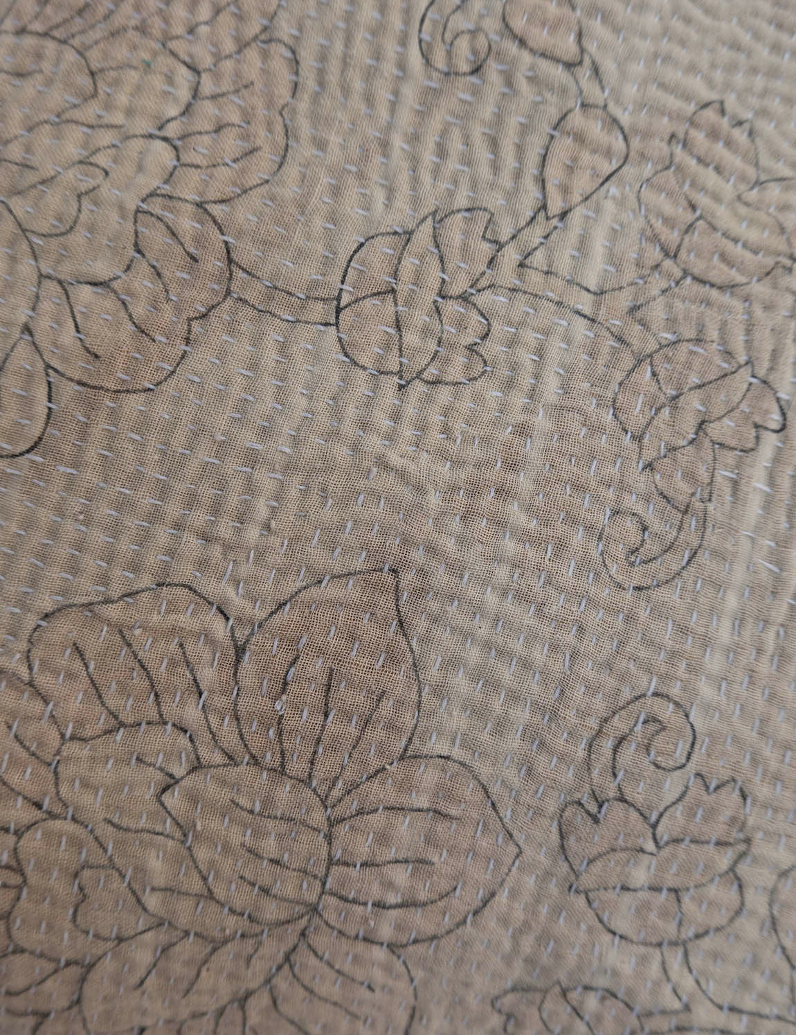 Indian kantha cushion M - 831