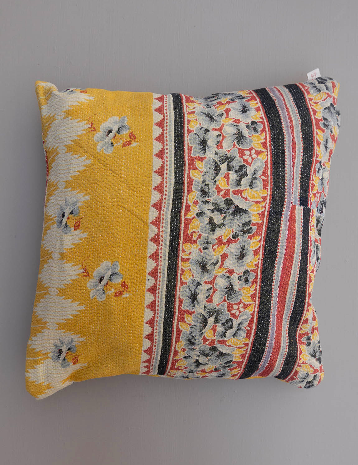 Indian kantha cushion M - 831