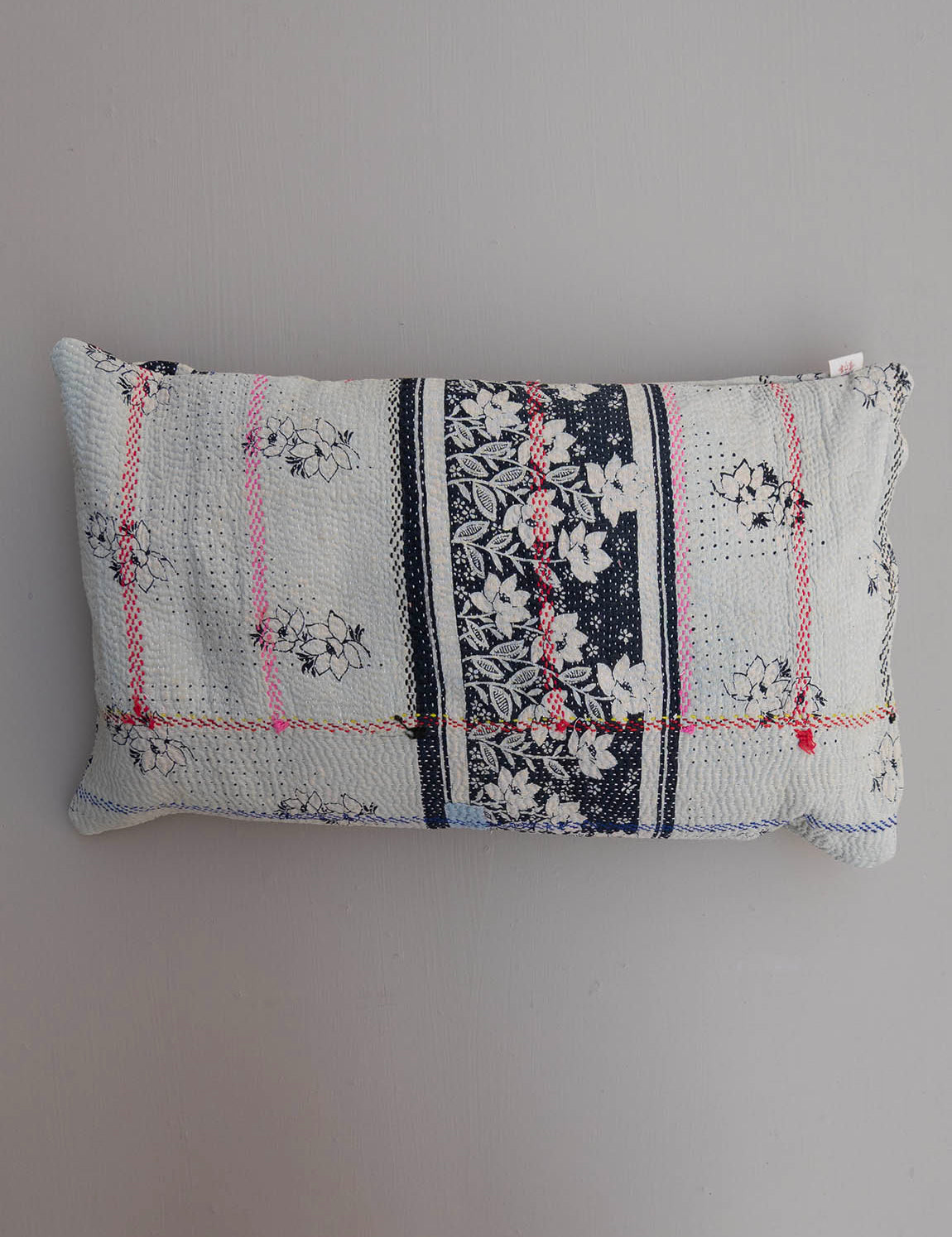 Indisk kantha pude S - 838