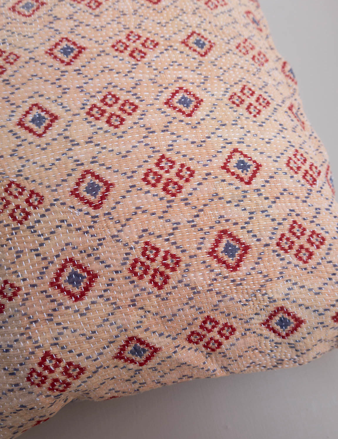 Indian kantha cushion M - 839