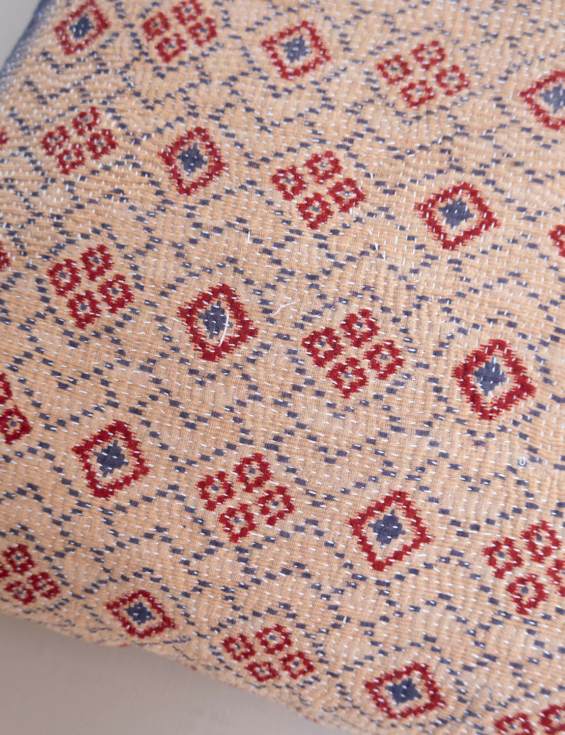 Indian kantha cushion M - 844