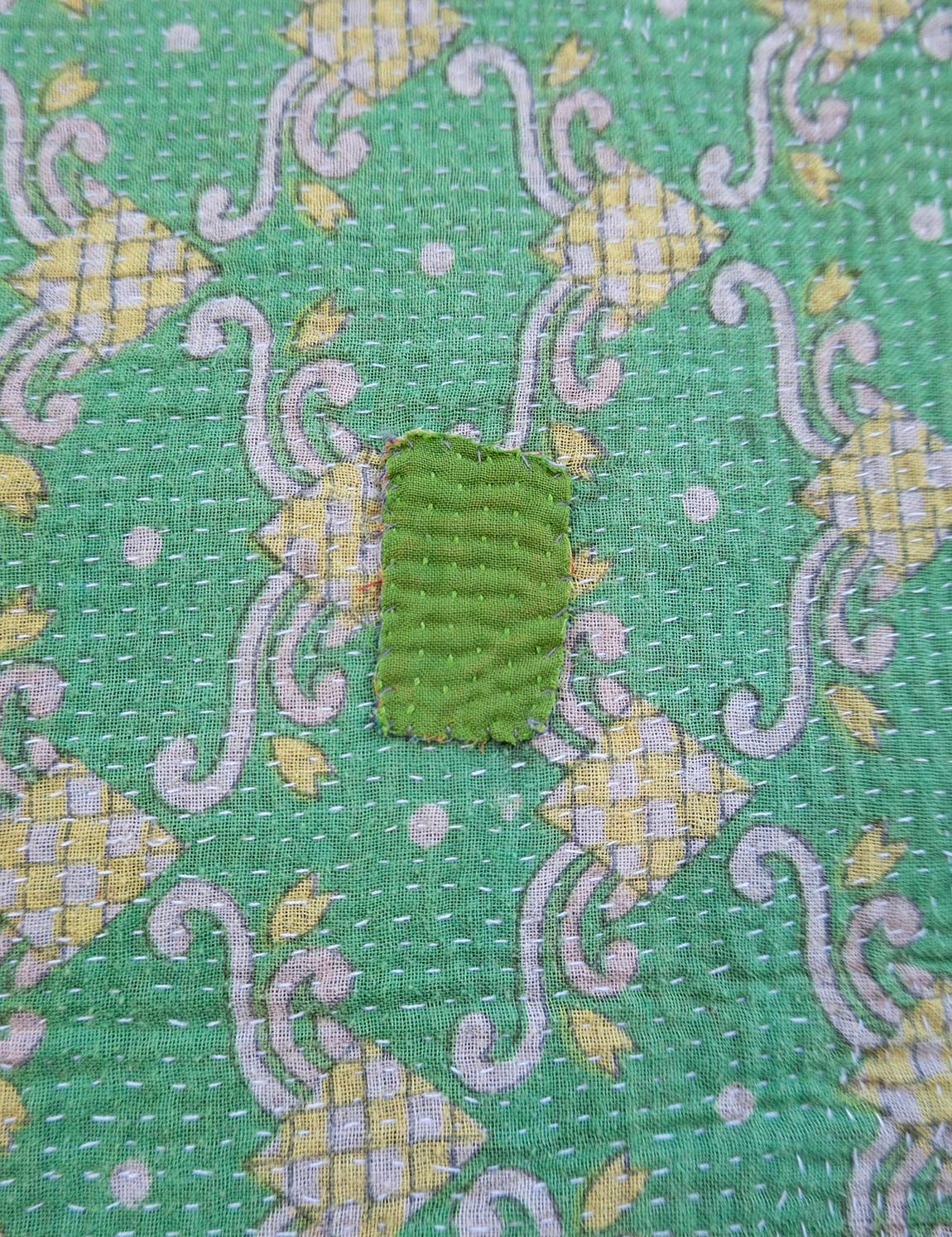 Indian kantha bedspread - 846
