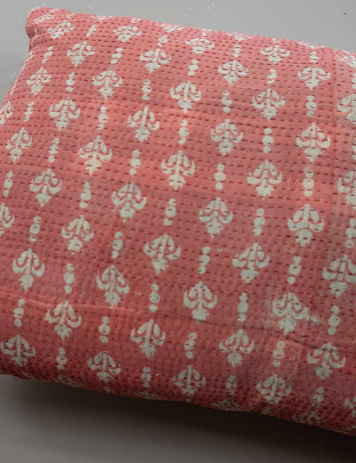 Indisk kantha pude S - 849