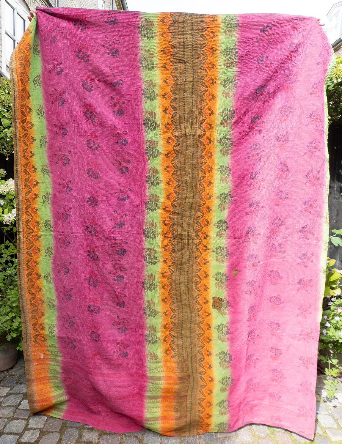 Indian kantha bedspread - 871