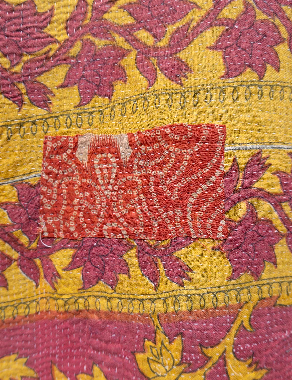 Indian kantha bedspread - 872
