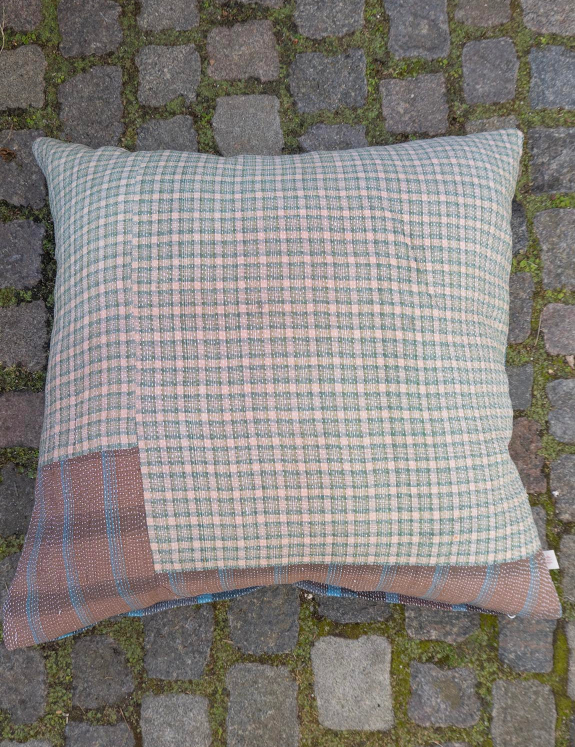 Indisk kantha pude L - 877