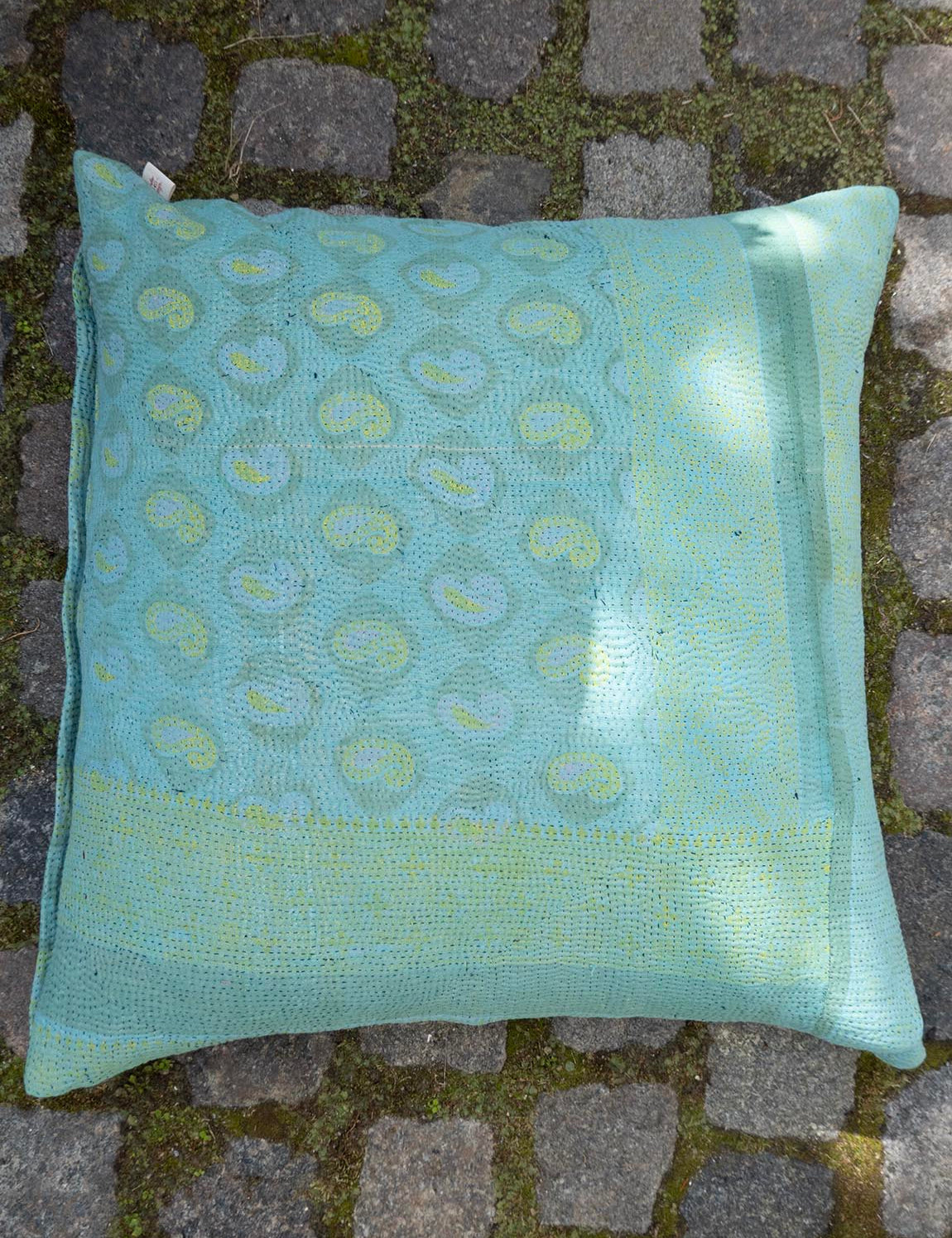 Indisk kantha pude M  - 882