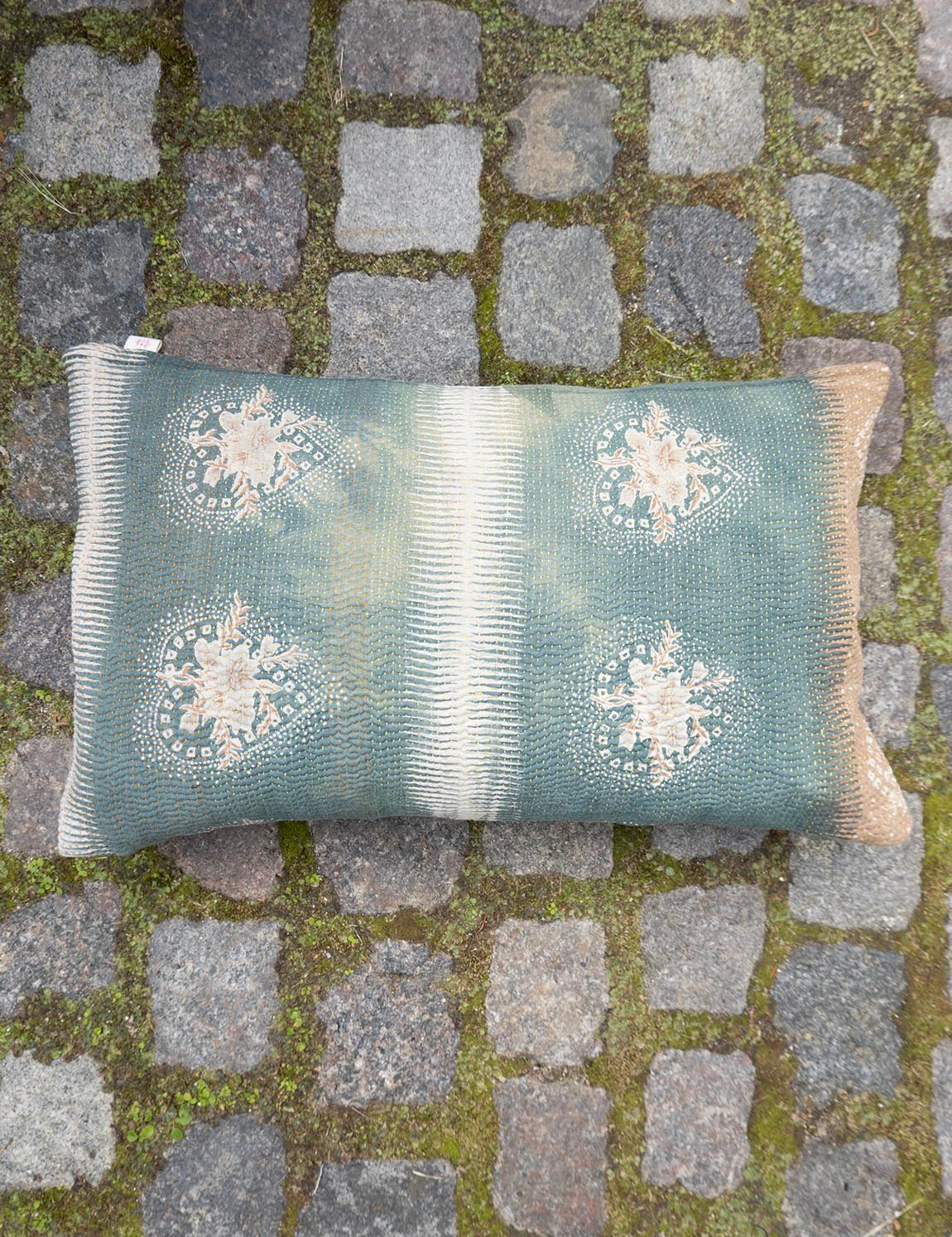 Indian kantha cushion S - 886