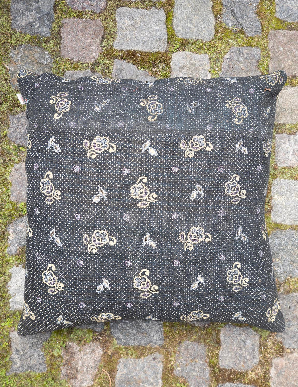 Indisk kantha pude M  - 887