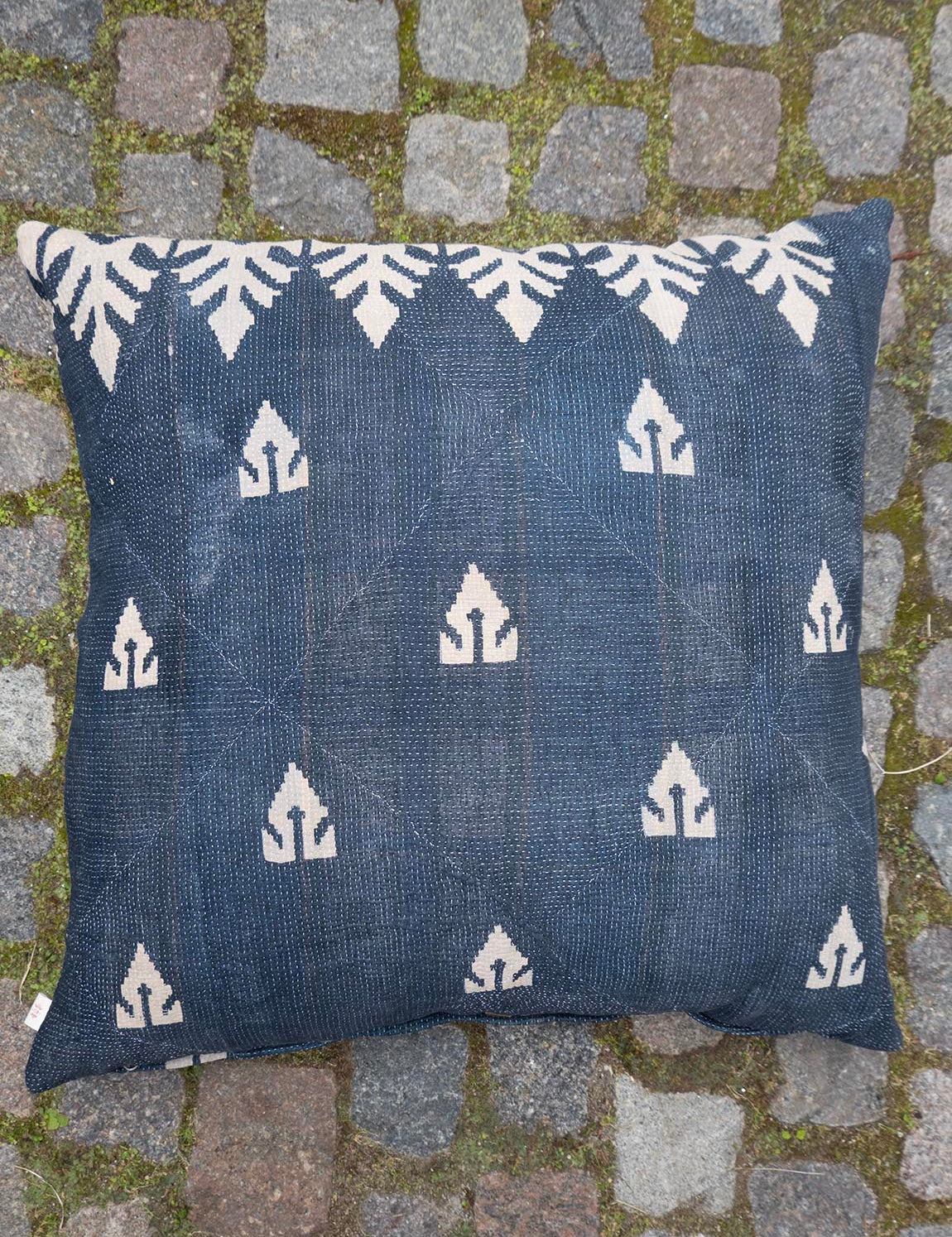 Indisk kantha pude L - 897