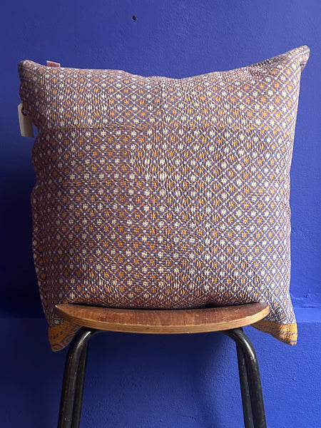 Indisk kantha pude L - 201