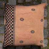 Indisk kantha pude M  - 900