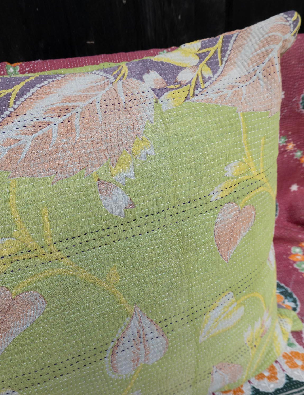 Indisk kantha pude XL - 908
