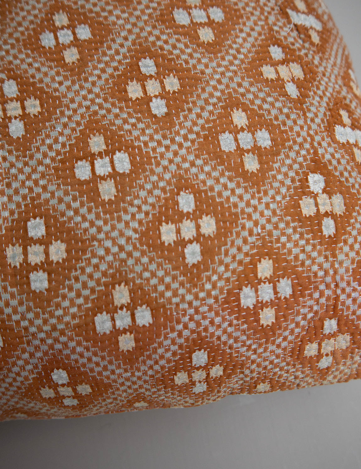 Indisk kantha pude L - 921