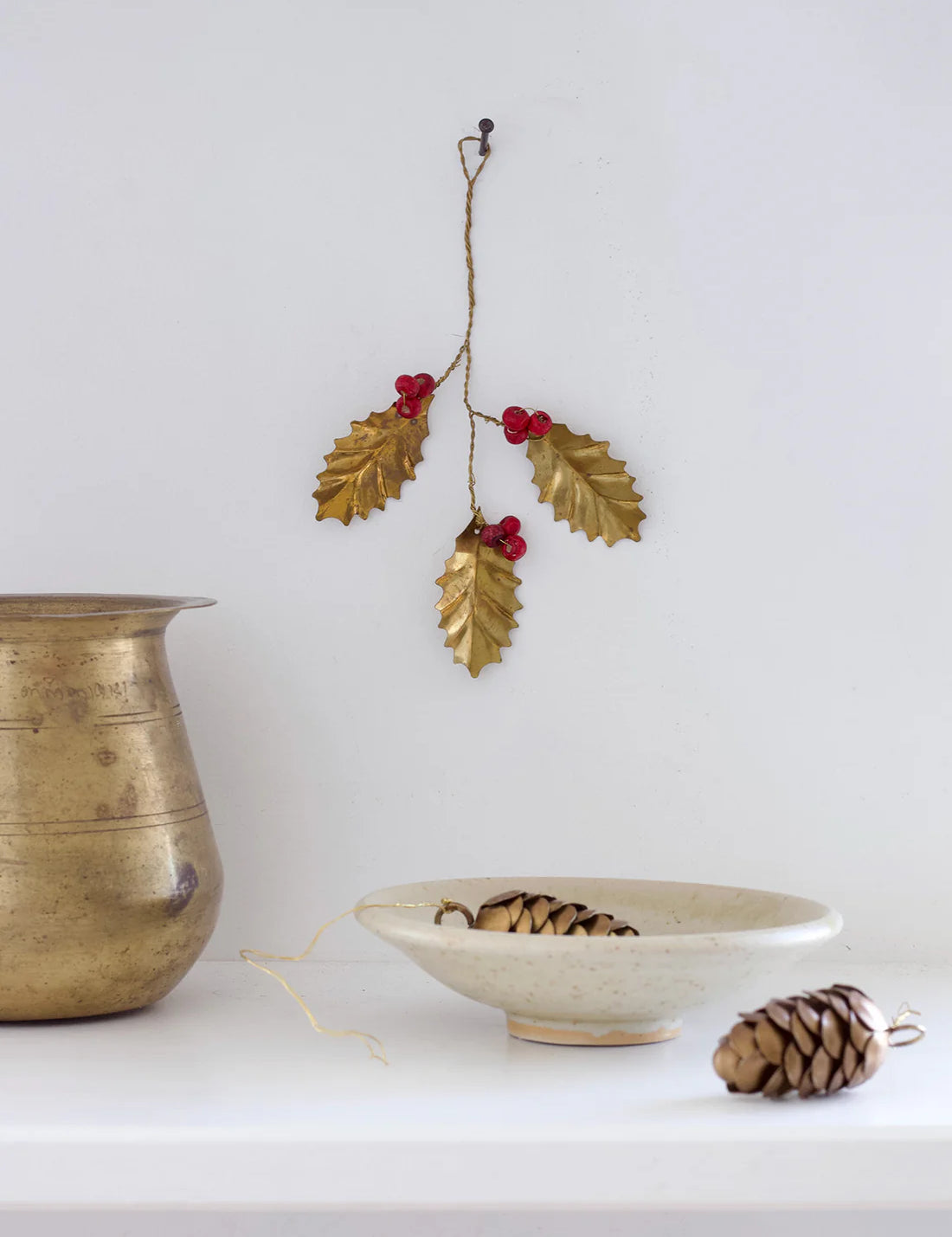 Indian Christmas - Holly Berry Wood
