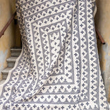 PRE-ORDER (nov. lev.) Cross stitch sengetæppe - Blue