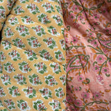 Quiltet tæppe - Honey Blossom / Blush Garden