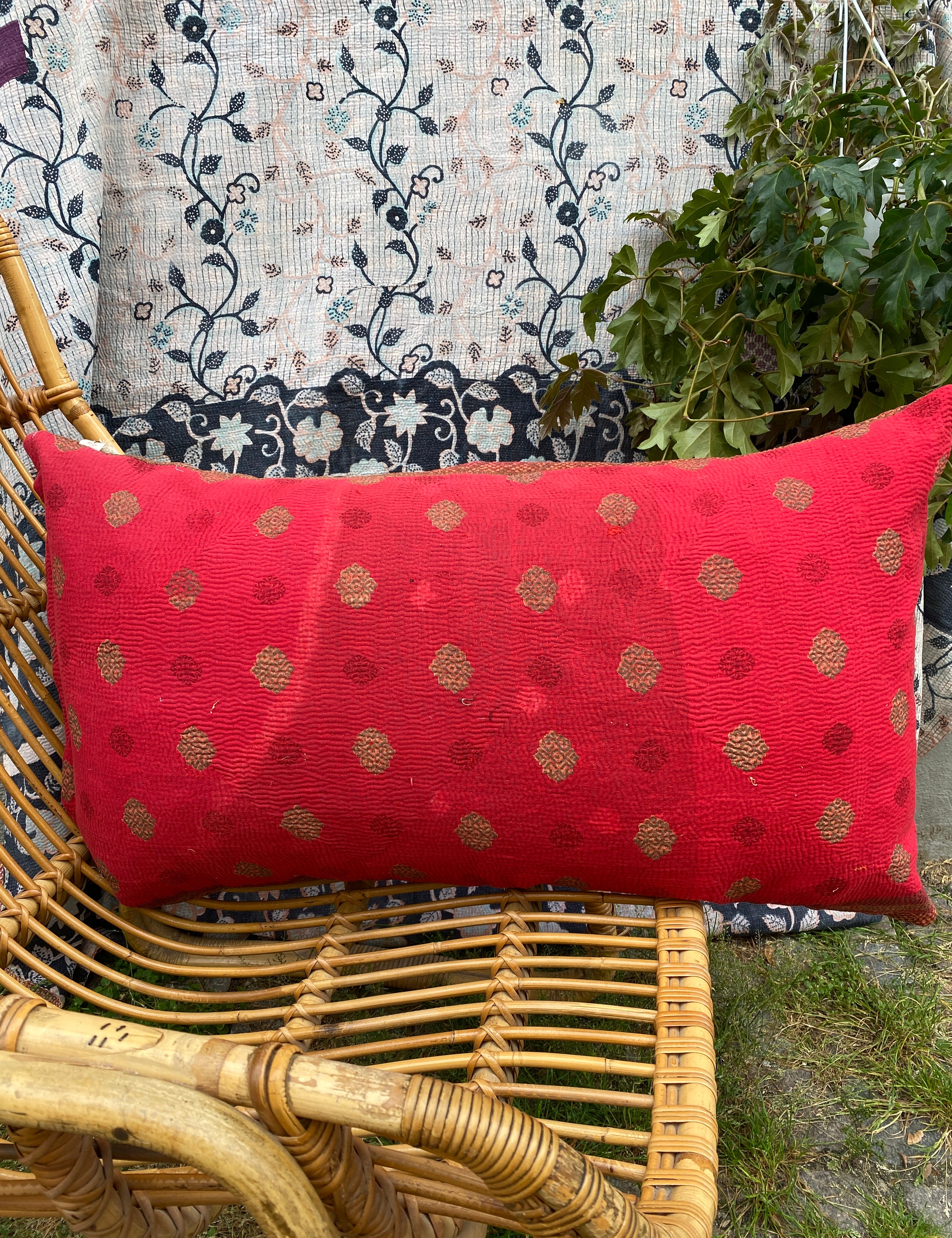Indian kantha cushion XL - 480