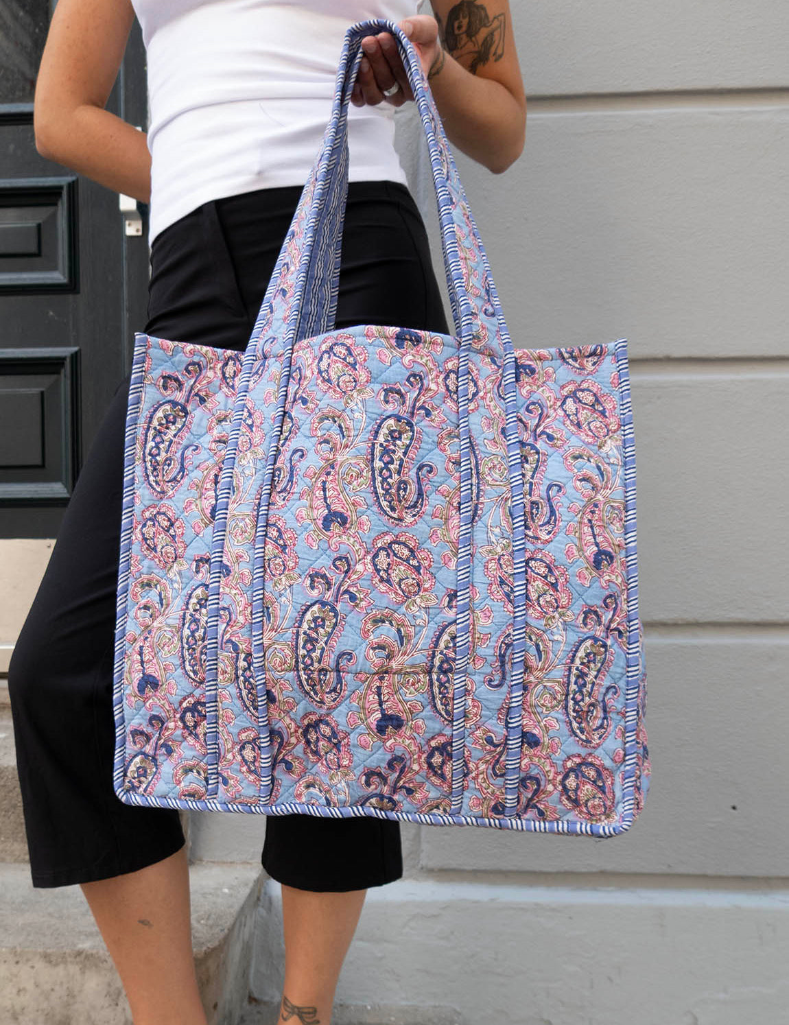 Tove Tote - Quilted Blockprint - Light Blue