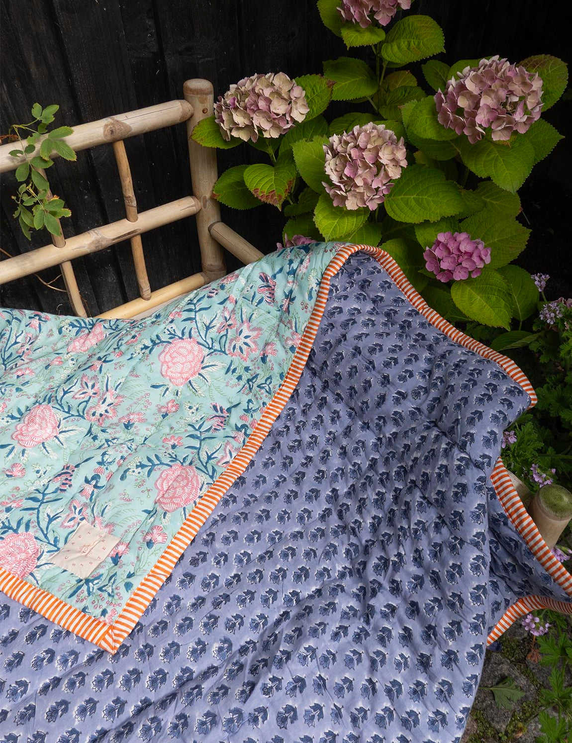 Quiltet tæppe -  24 Mint/Warm Blue