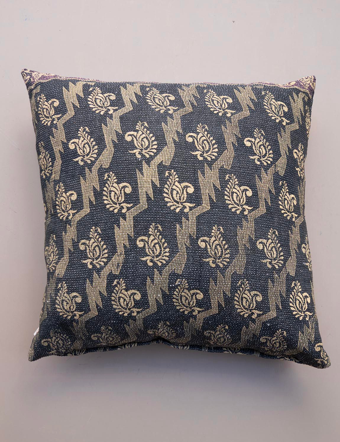 Særligt Kantha Sæt - 21