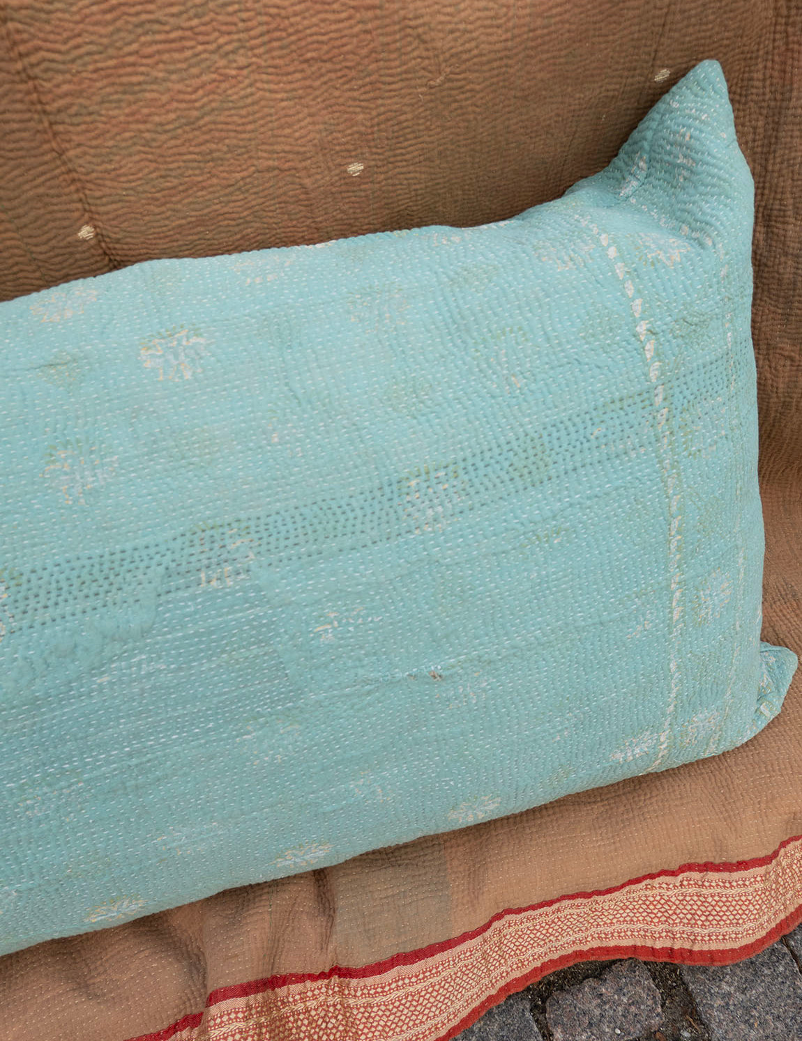 Særligt Kantha Sæt - 32