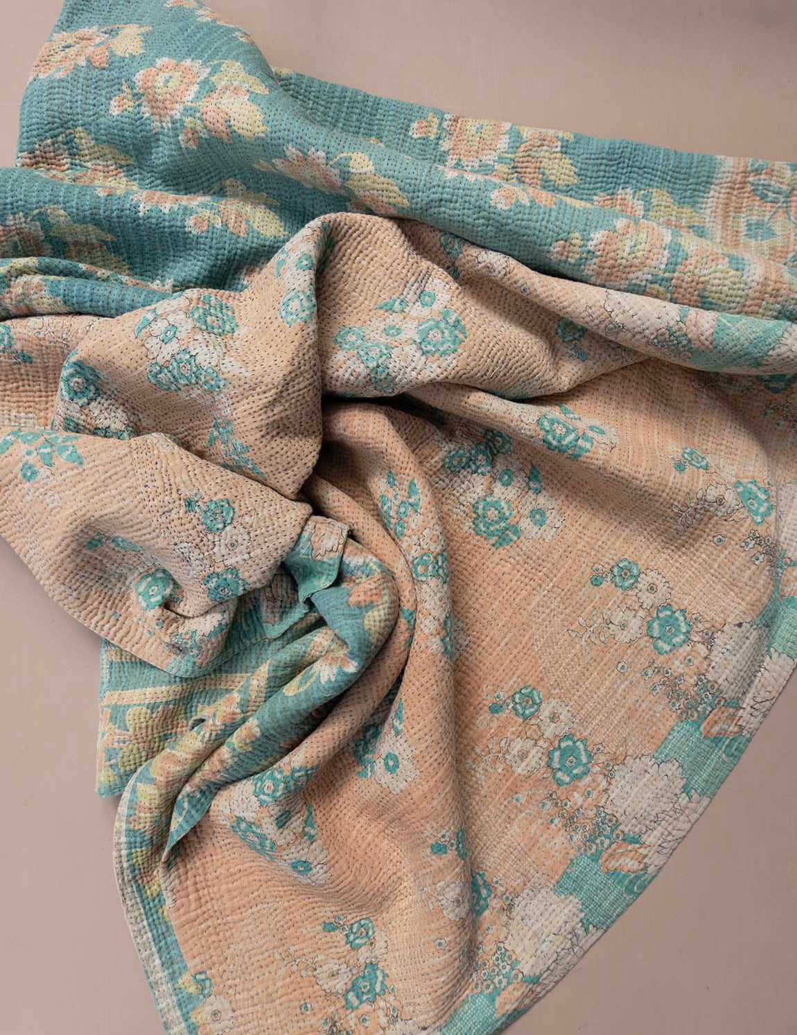 Særligt Kantha Sæt - 13
