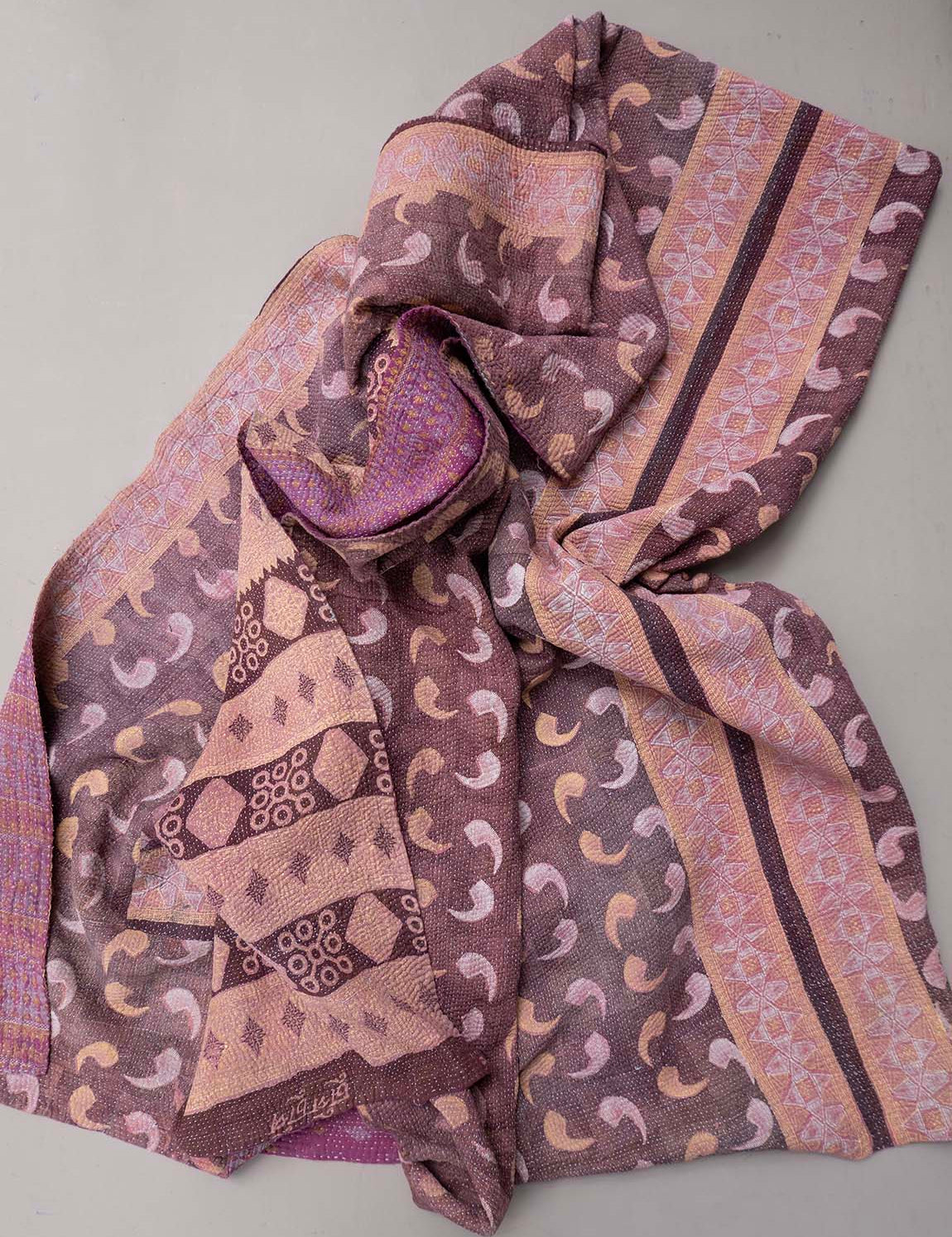 Særligt Kantha Sæt - 15