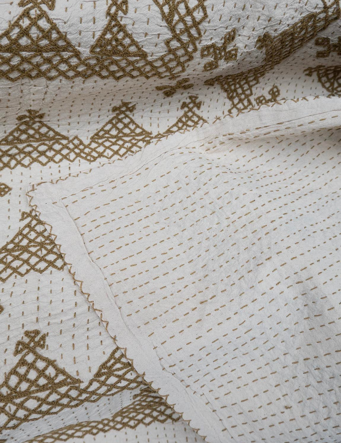 PRE-ORDER (new arrival) Cross stitch bedspread - Olive