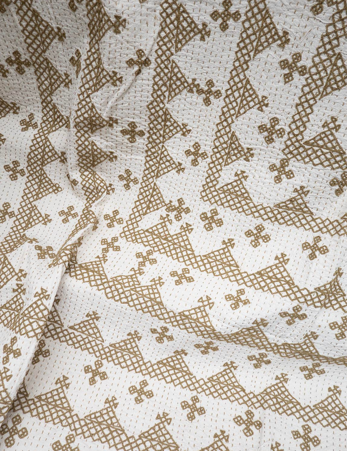 PRE-ORDER (new arrival) Cross stitch bedspread - Olive