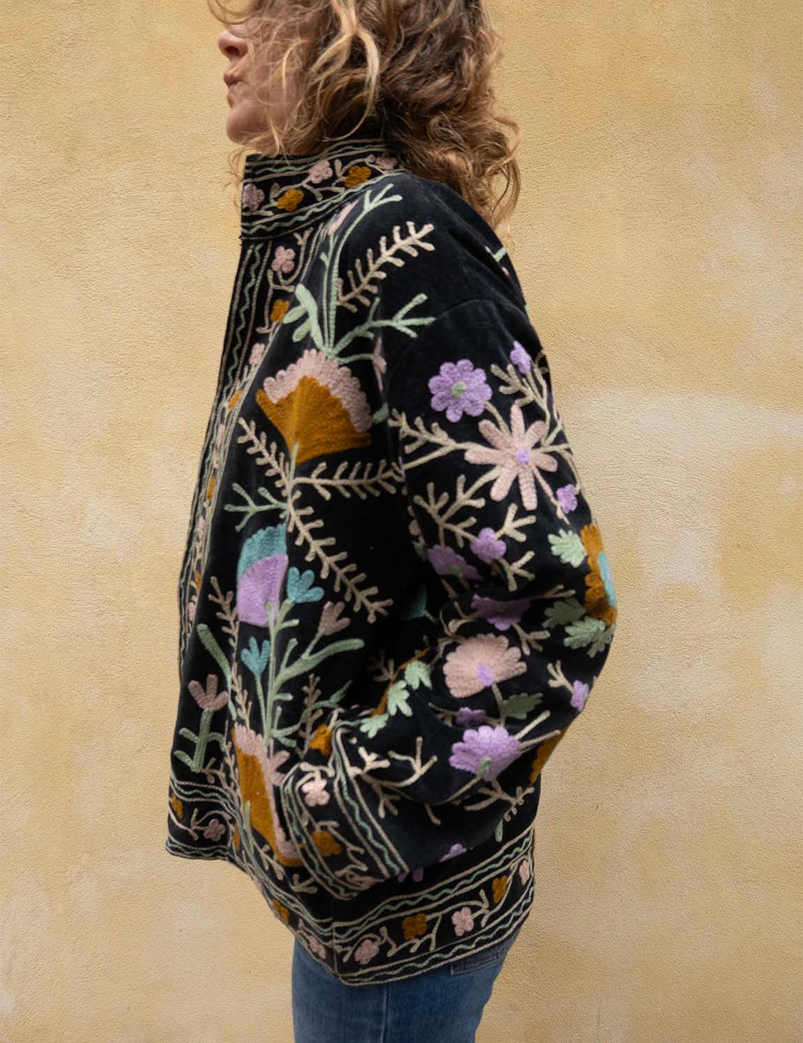Suzani Jakke - Black