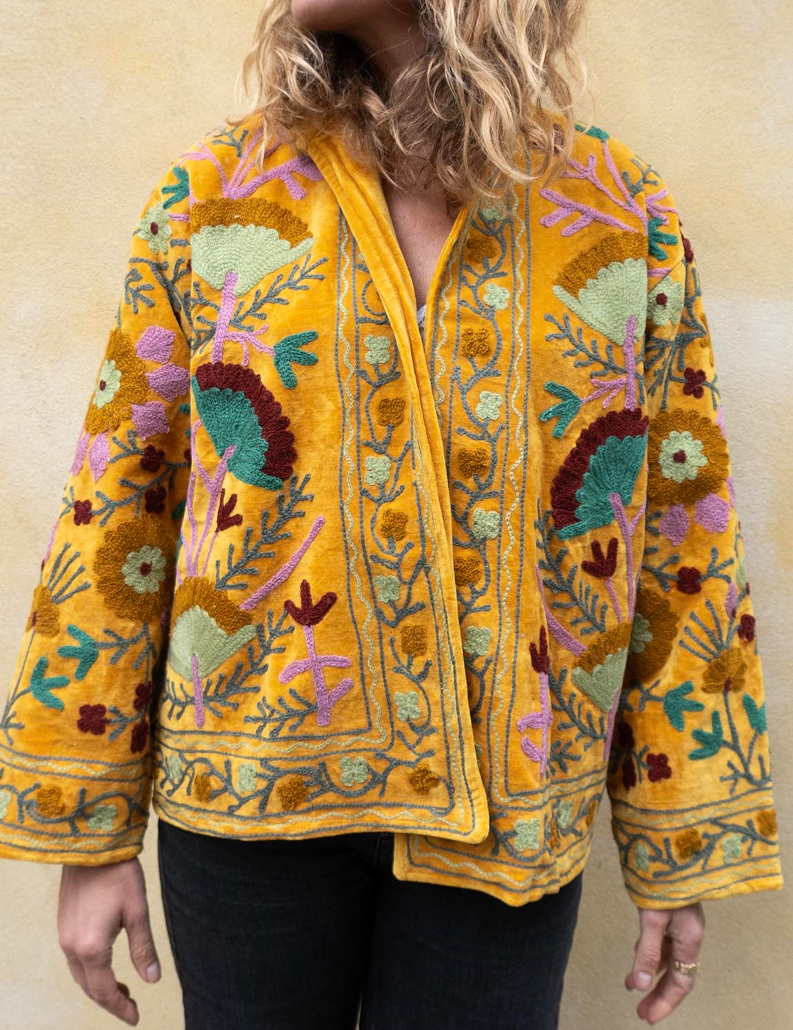 Suzani Jakke - Mustard