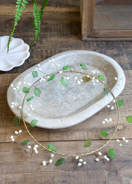 Indian Christmas - Big Wreath Green Leaves