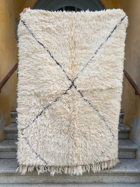 Moroccan Berber Rug - Beni Ourain 467