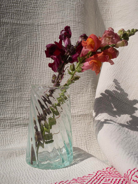 Lille Beldi Vase Swirl  - Clear
