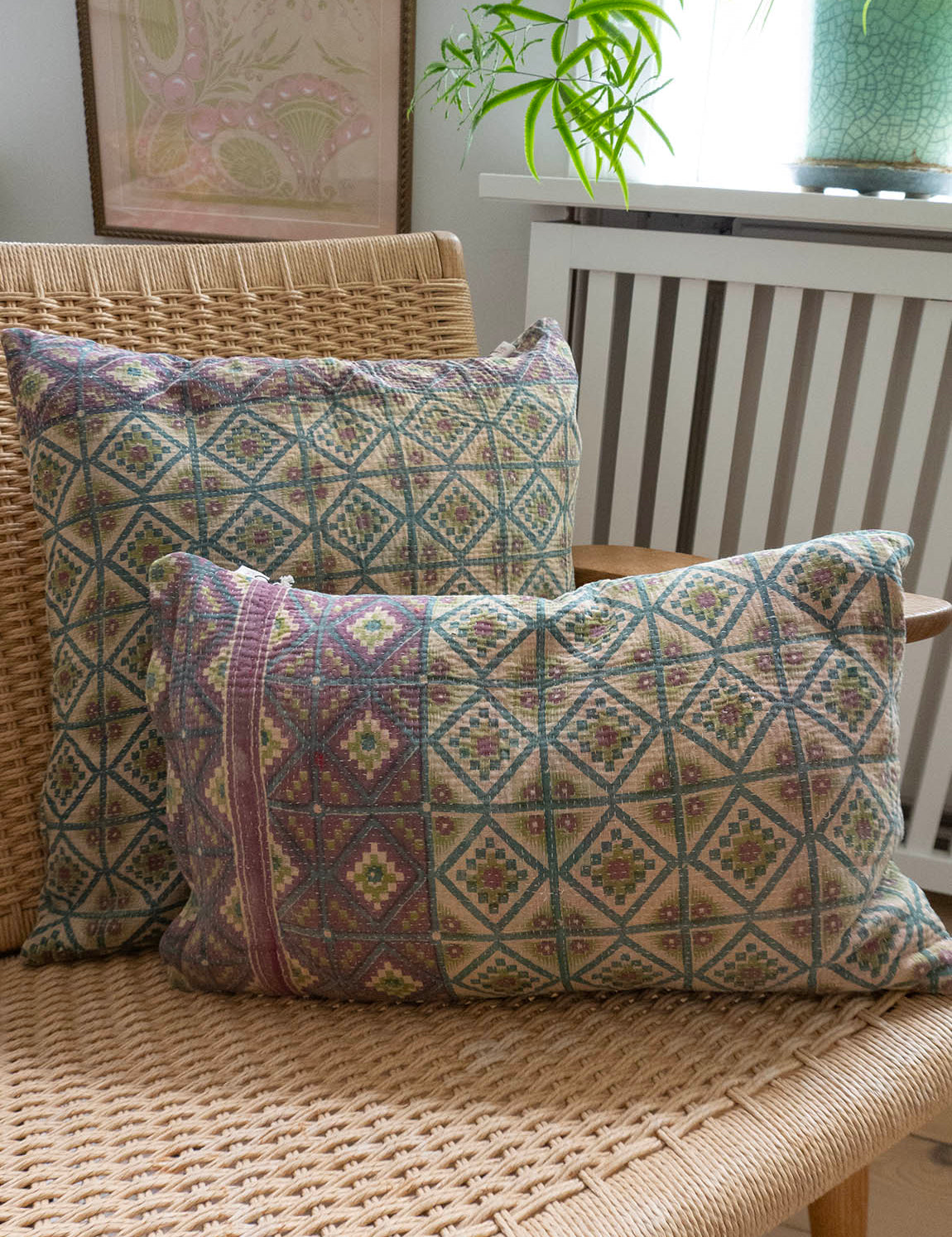 Indian kantha cushion M  - 612