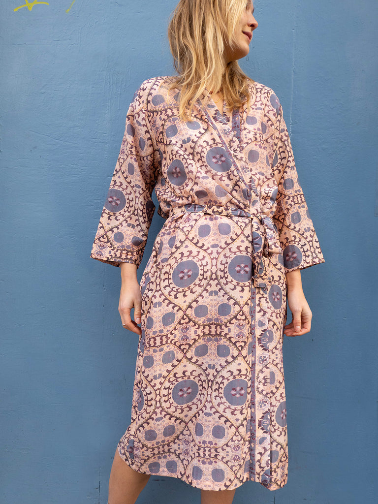 Silky Flower Kimono - Soft Rose/Blue